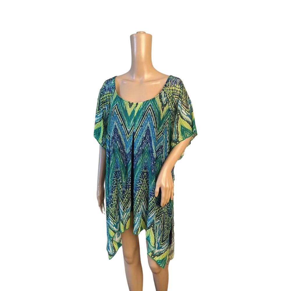 Ladies Loose Fitting Chevron Top Large (L)